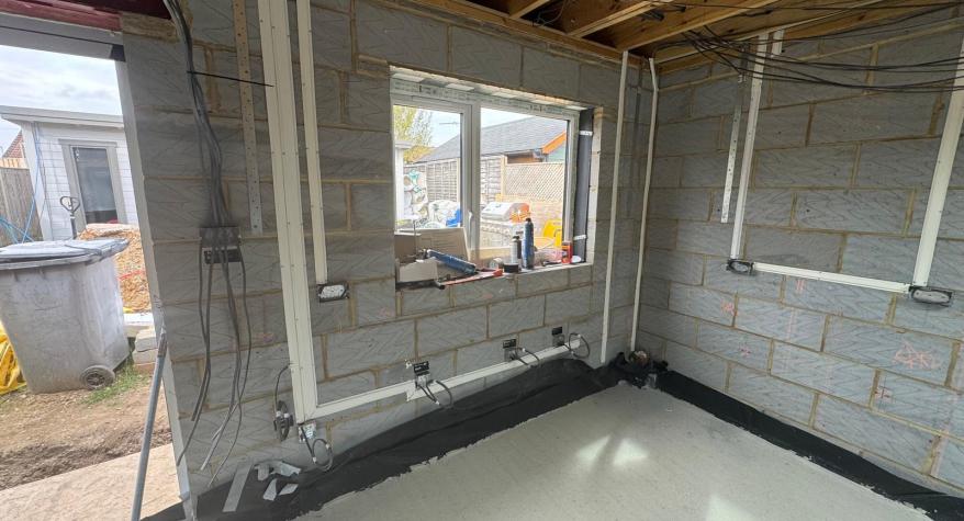 Extension First Fix Electrics in Reading