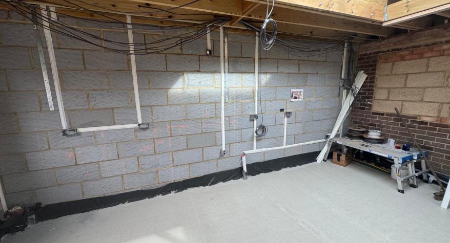 Extension First Fix Electrics in Reading